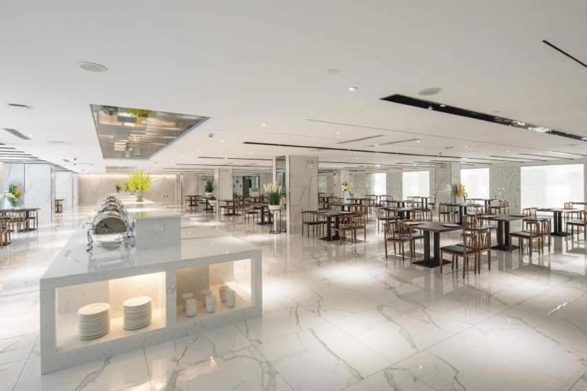 Ramada By Wyndham Mengzi Suites Eksteriør bilde